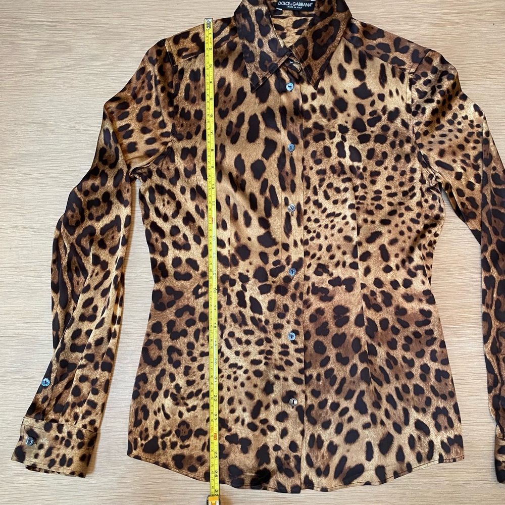 Leopard Print Button-Up Blouse - Brown - Picture 7 of 10